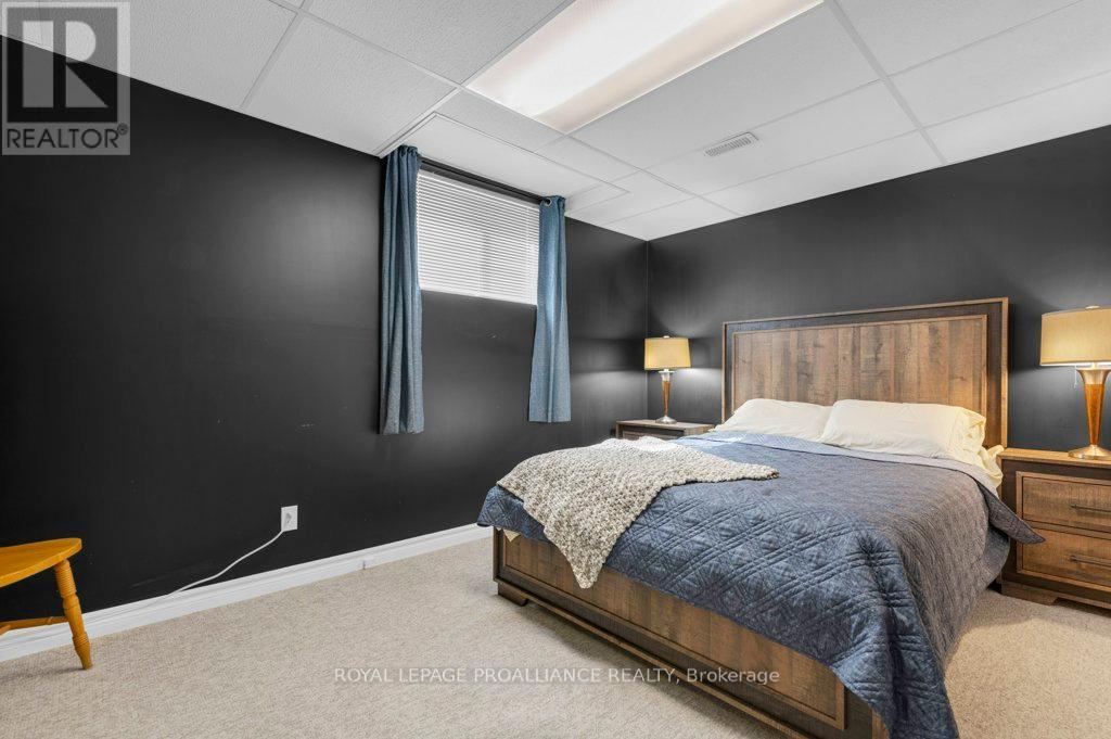 12 Stonegate Crescent, Quinte West, Ontario  K0K 2C0 - Photo 28 - X12419189