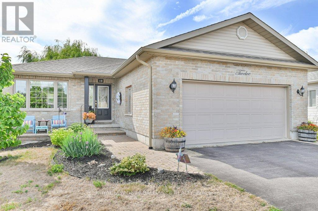 12 Stonegate Crescent, Quinte West, Ontario  K0K 2C0 - Photo 3 - X12419189