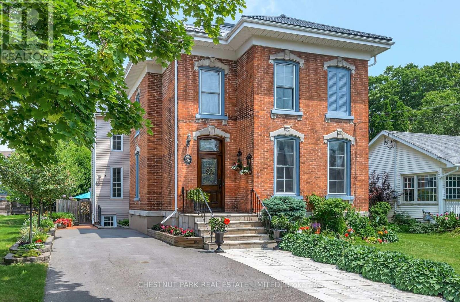 26 CENTRE STREET, Prince Edward County, Ontario