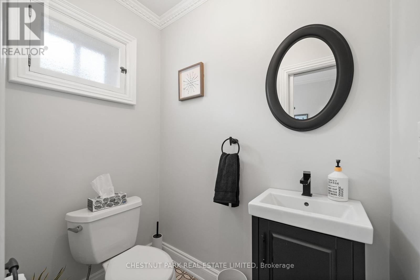 26 Centre Street, Prince Edward County, Ontario  K0K 2T0 - Photo 19 - X12420581