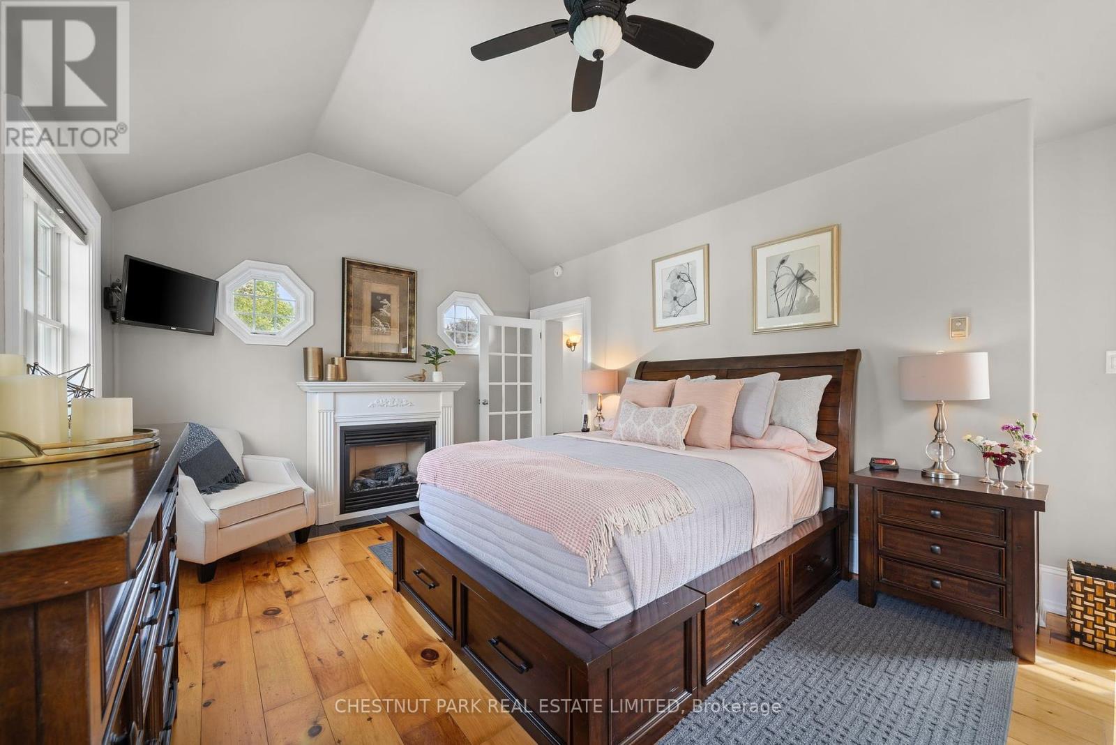 26 Centre Street, Prince Edward County, Ontario  K0K 2T0 - Photo 34 - X12420581