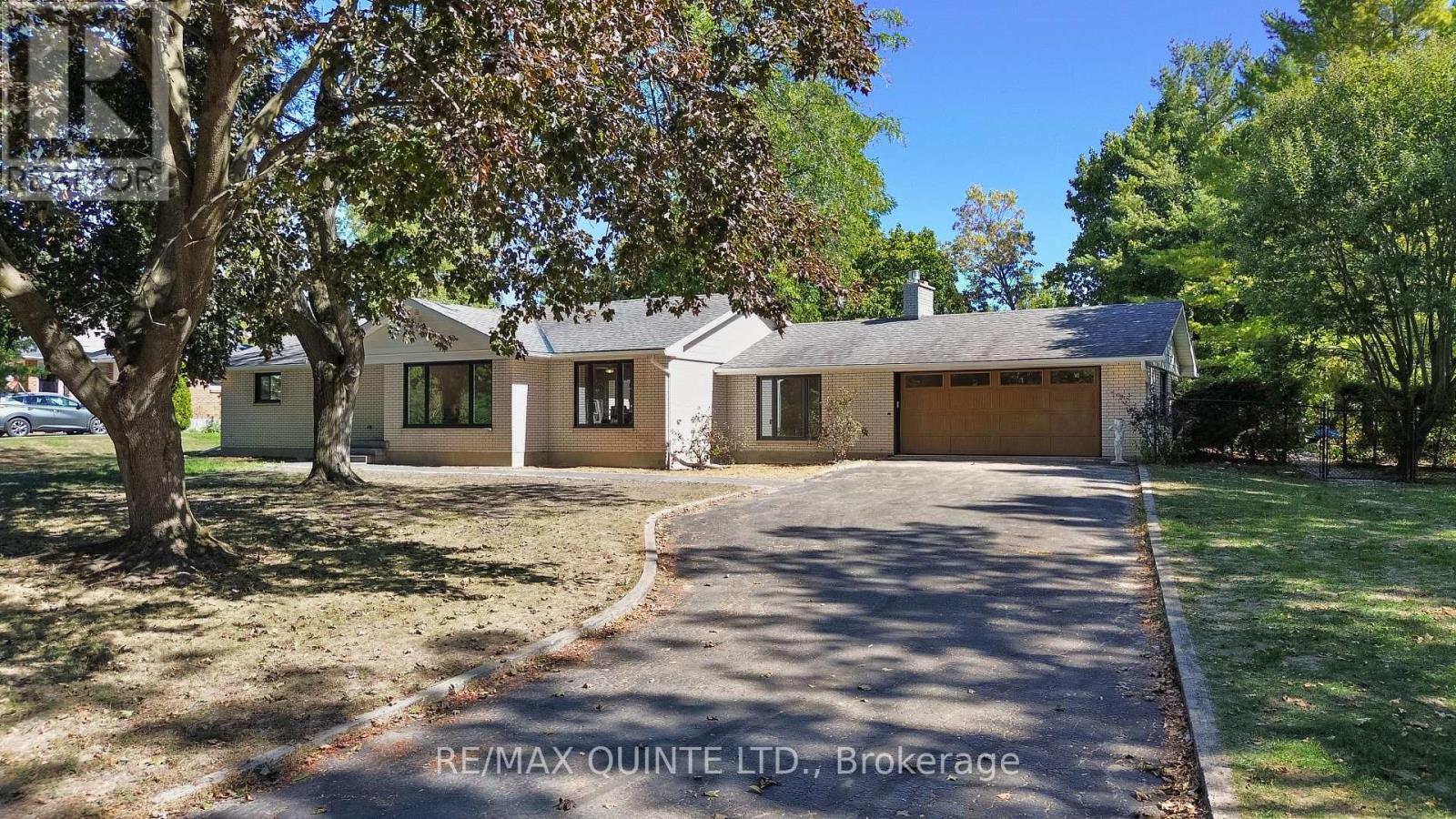 71 Selena Avenue, Belleville, Ontario  K8P 4C6 - Photo 2 - X12421001