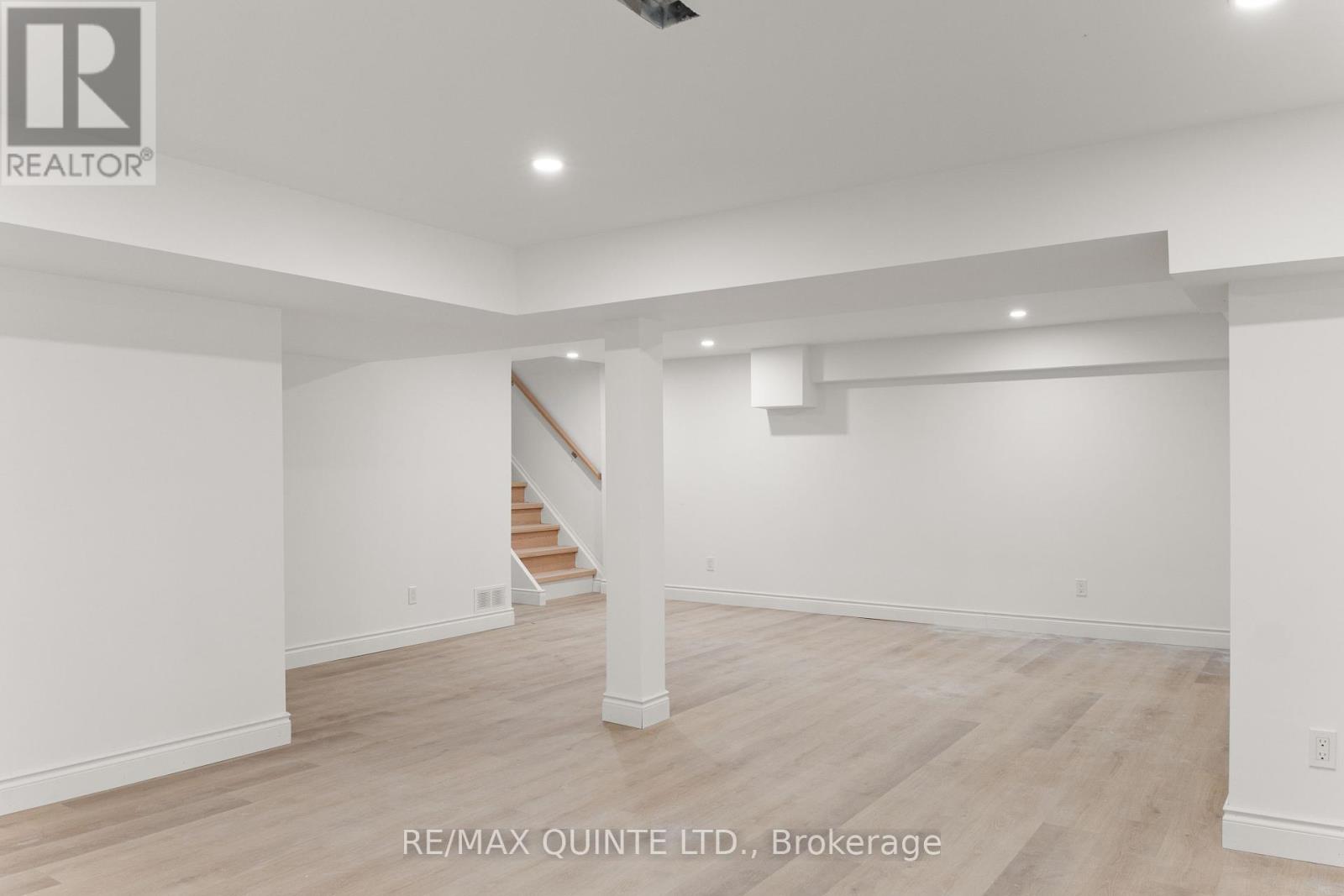 71 Selena Avenue, Belleville, Ontario  K8P 4C6 - Photo 43 - X12421001