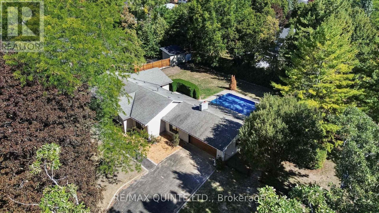 71 Selena Avenue, Belleville, Ontario  K8P 4C6 - Photo 6 - X12421001
