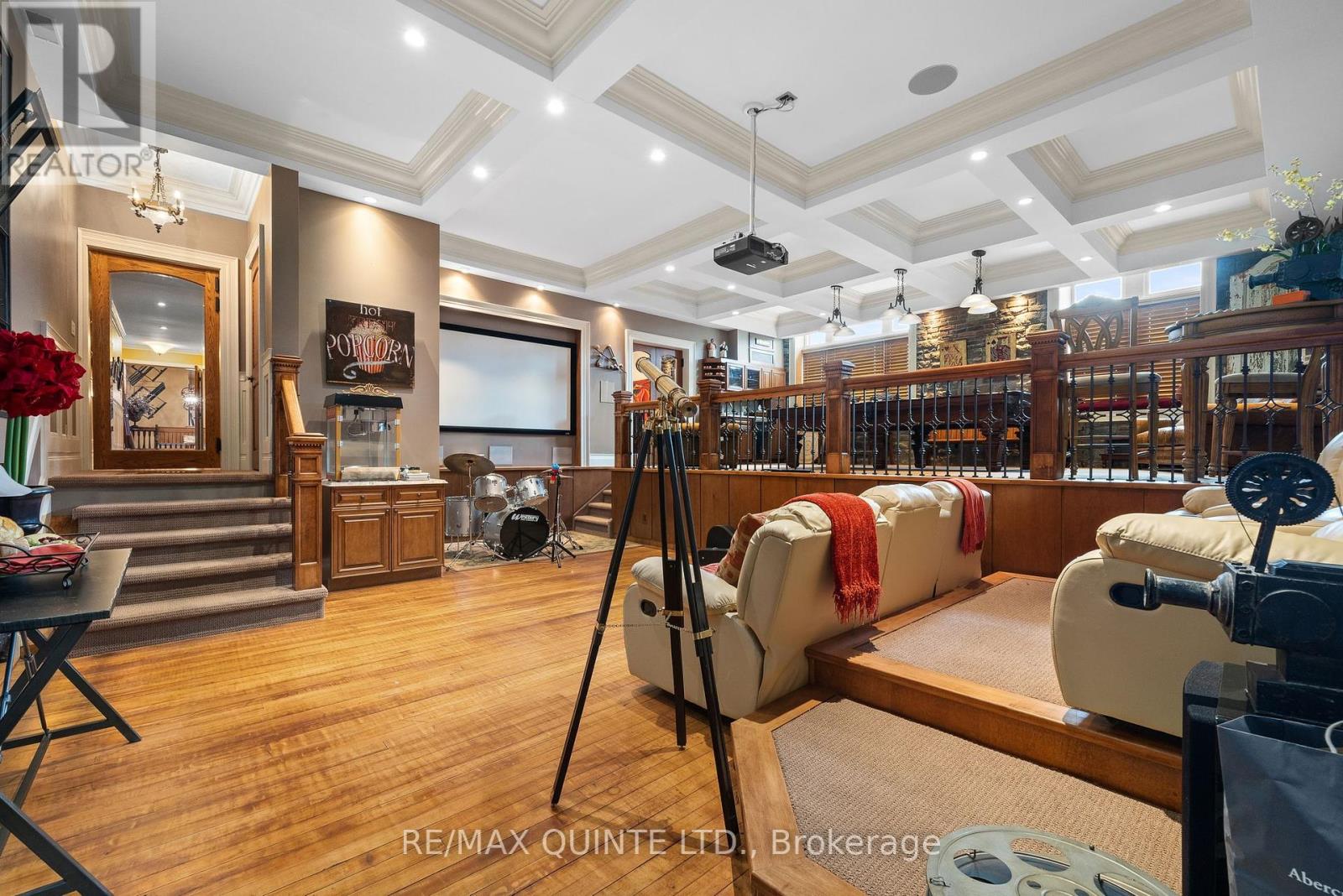 229 Main Street, Prince Edward County, Ontario  K0K 2T0 - Photo 18 - X12421160