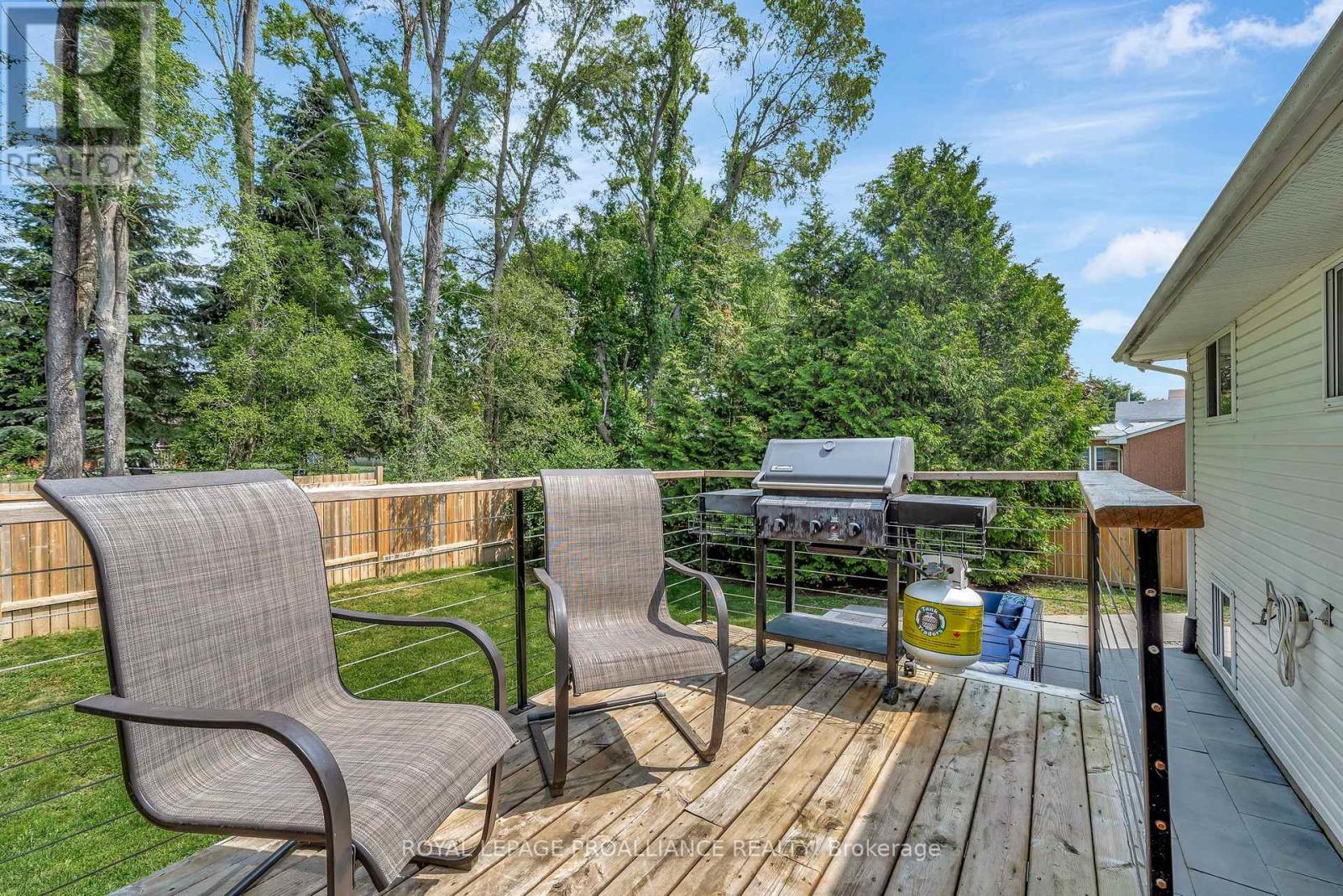 8 Henderson Lane, Brighton, Ontario  K0K 1H0 - Photo 36 - X12421190