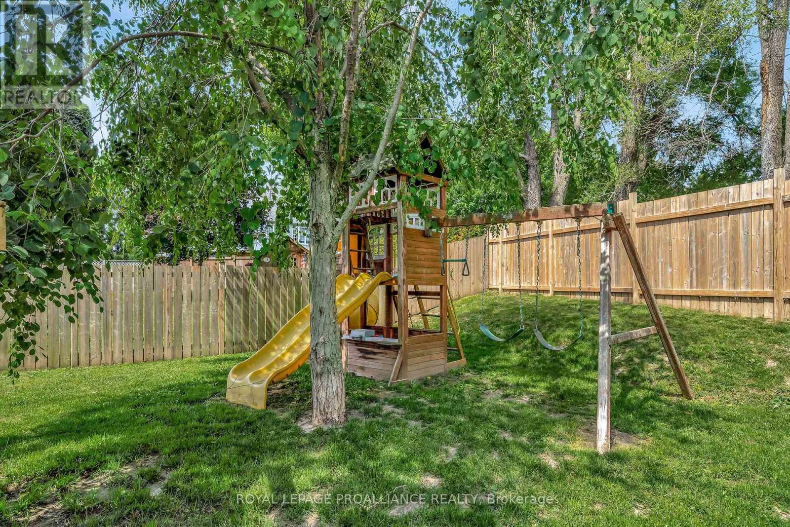 8 Henderson Lane, Brighton, Ontario  K0K 1H0 - Photo 42 - X12421190