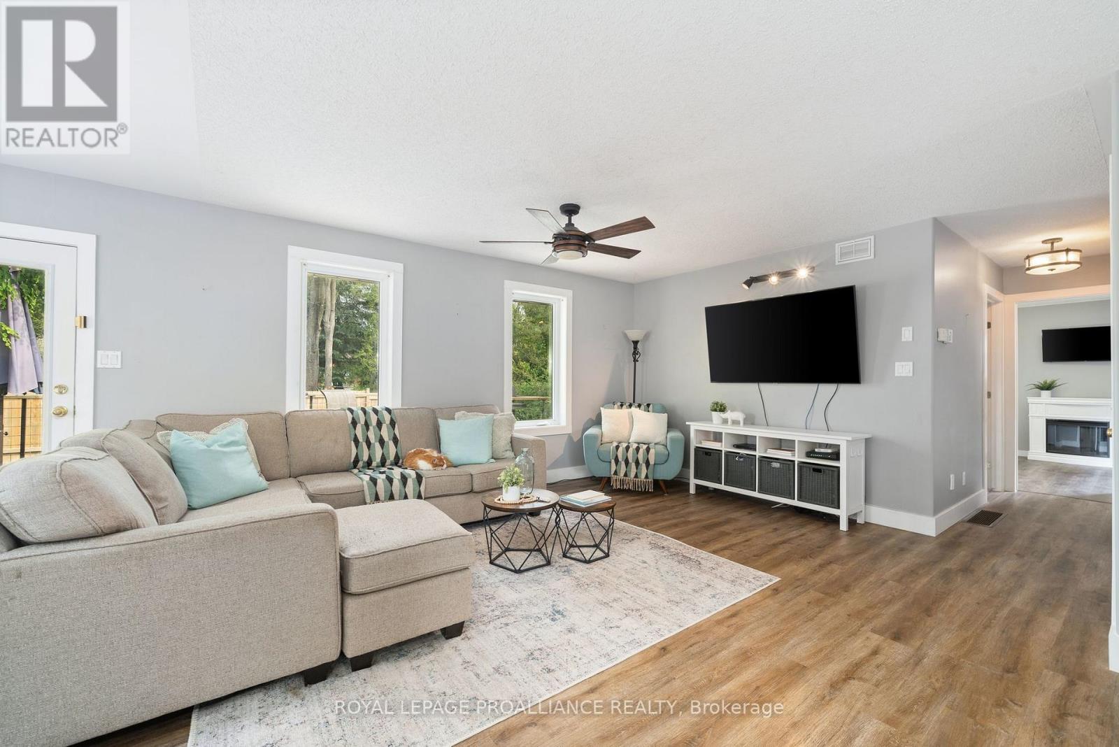 8 Henderson Lane, Brighton, Ontario  K0K 1H0 - Photo 7 - X12421190