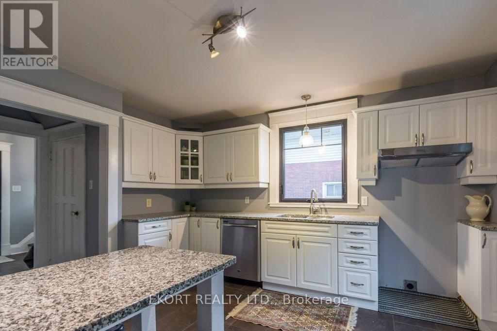 302 Bridge Street E, Belleville, Ontario  K8N 1P6 - Photo 10 - X12421239