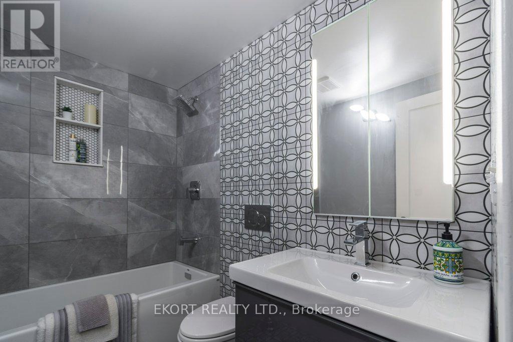 302 Bridge Street E, Belleville, Ontario  K8N 1P6 - Photo 18 - X12421239