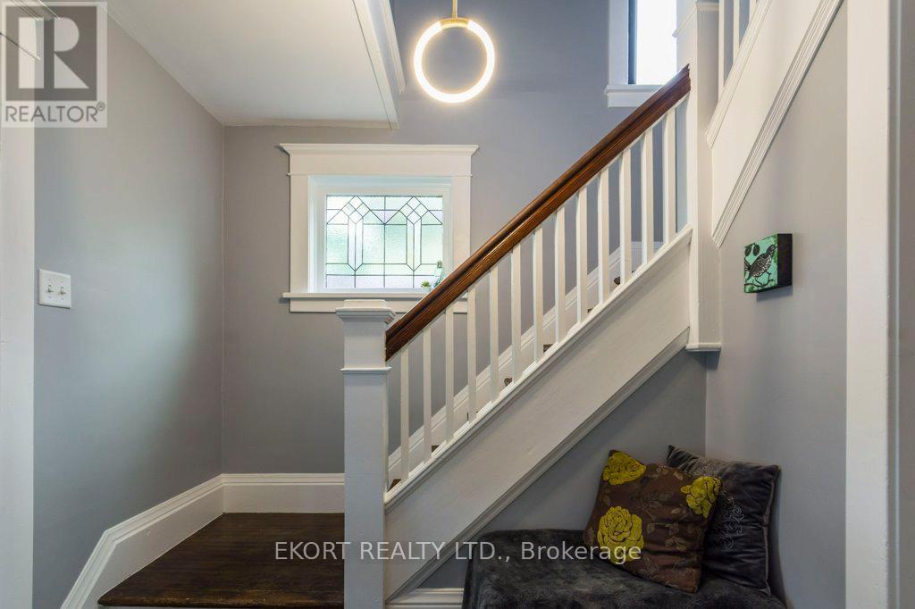 302 Bridge Street E, Belleville, Ontario  K8N 1P6 - Photo 6 - X12421239