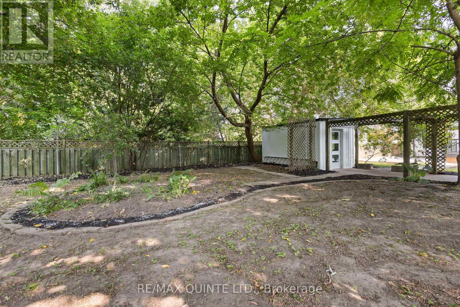 214 Victoria Avenue, Belleville, Ontario  K8N 2C3 - Photo 48 - X12421304
