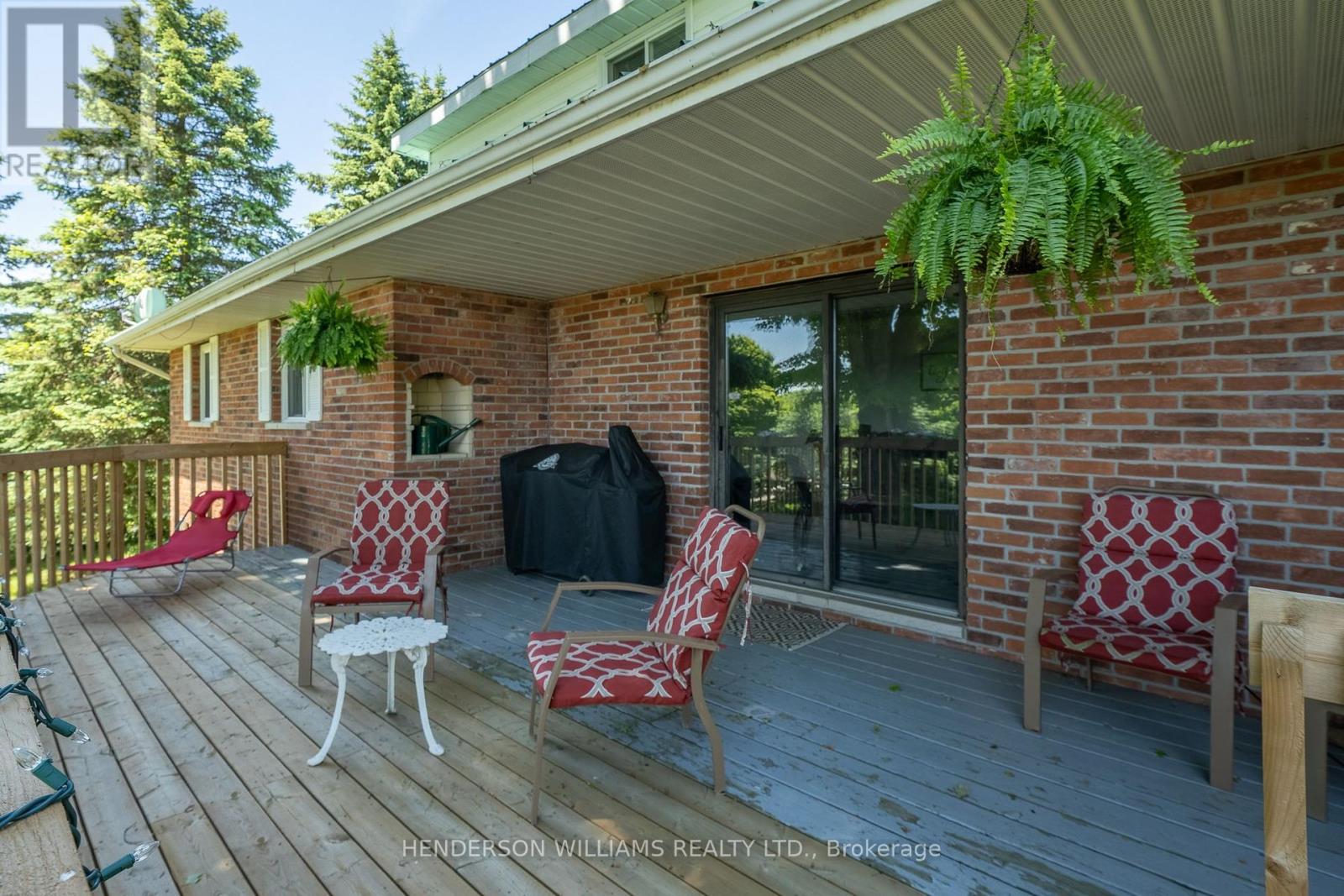 15124 Highway 62 N, Madoc, Ontario  K0K 2K0 - Photo 3 - X12421330