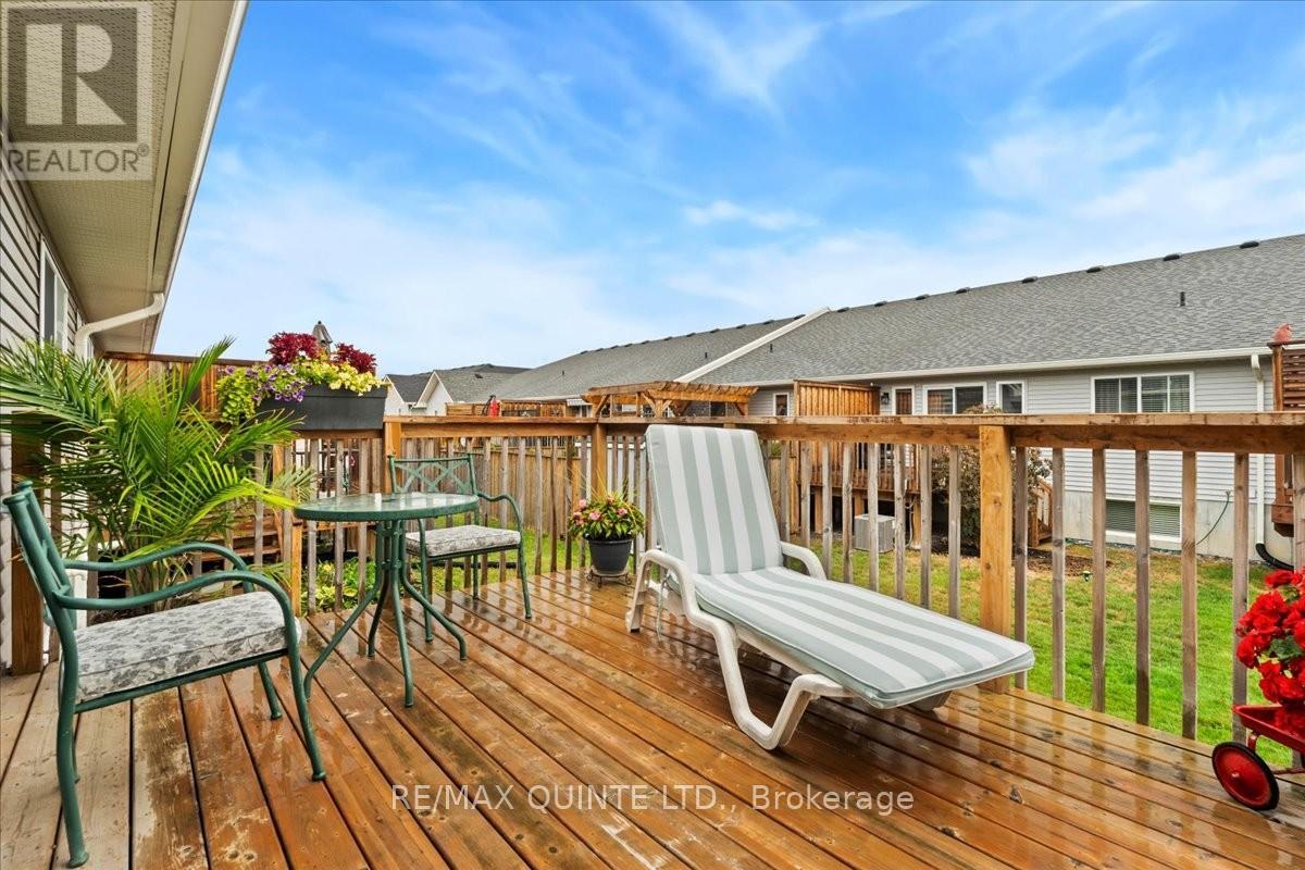 25 Sandhu Crescent, Belleville, Ontario  K8P 0G7 - Photo 31 - X12421486