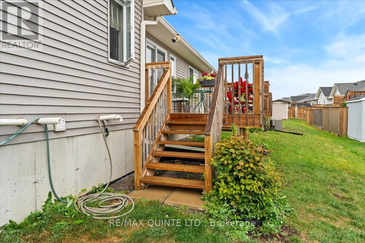 25 Sandhu Crescent, Belleville, Ontario  K8P 0G7 - Photo 32 - X12421486