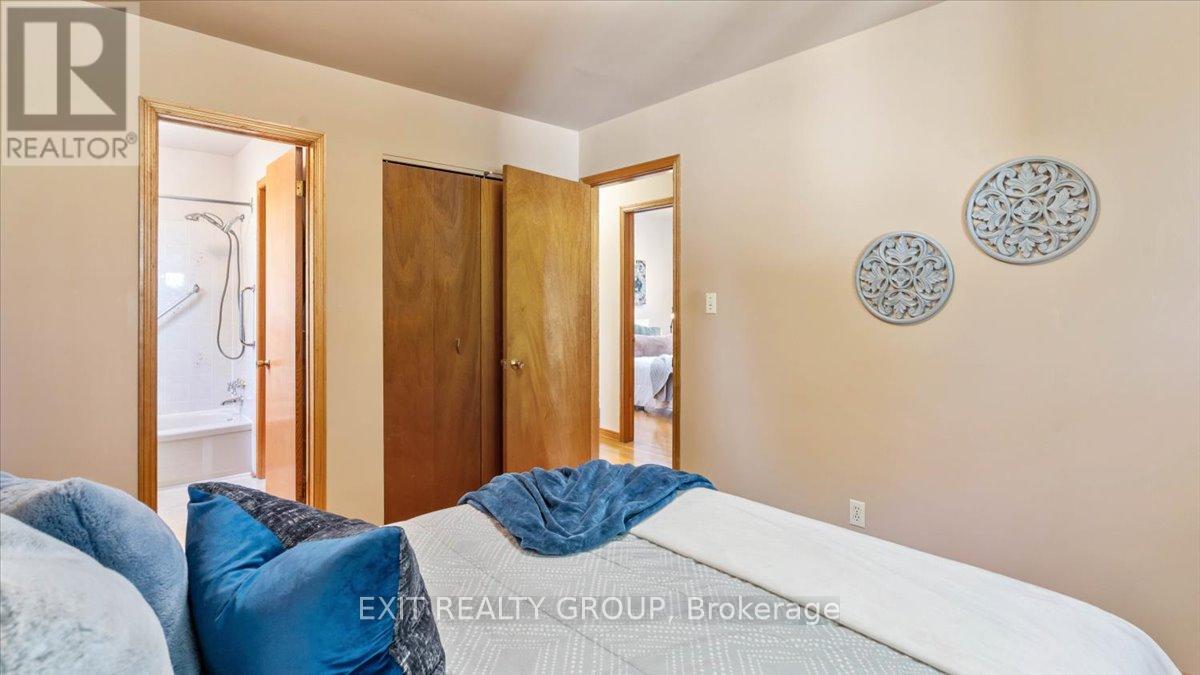3 Robertson Lane, Belleville, Ontario  K8P 4C2 - Photo 20 - X12421596