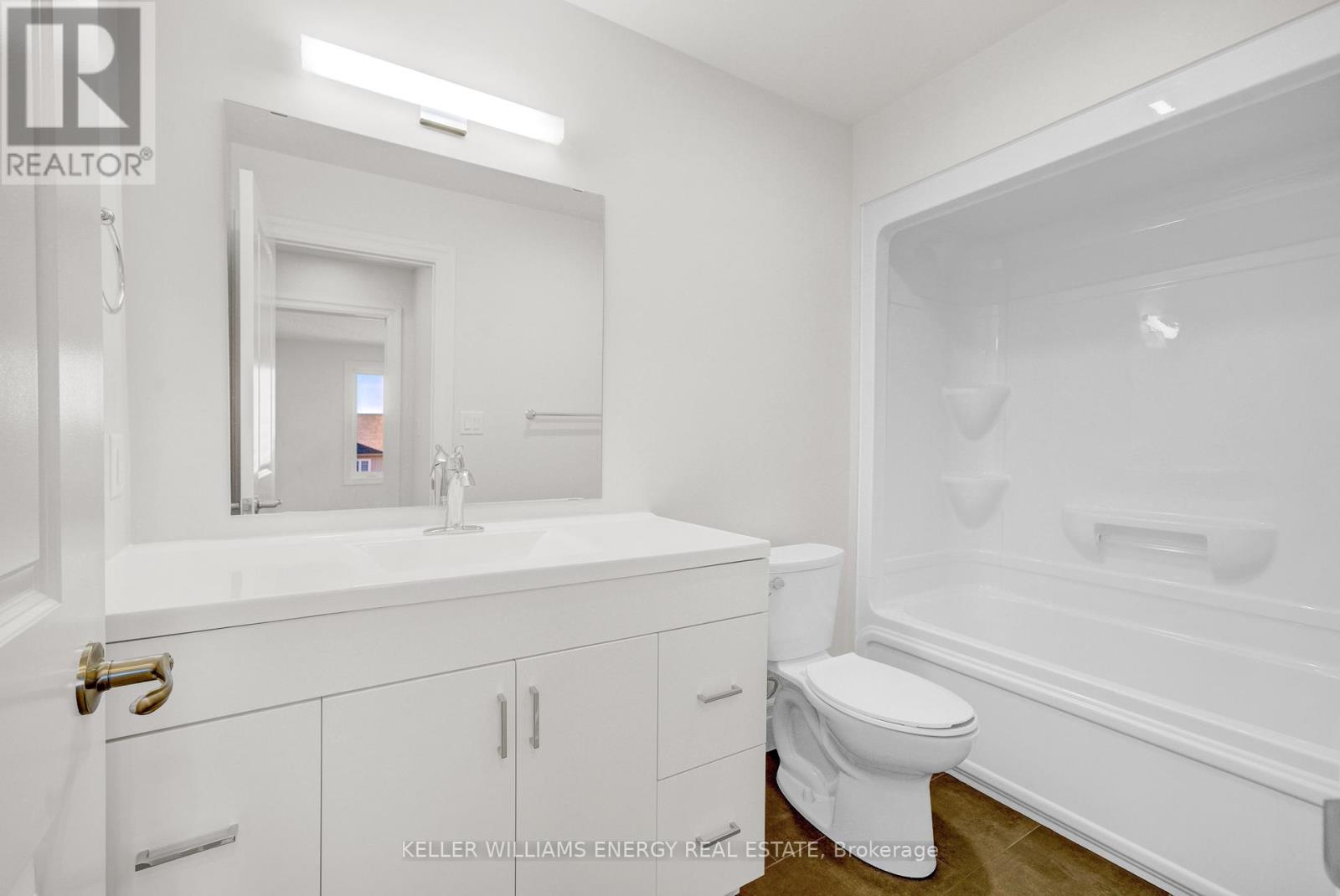 17 Markland Avenue, Prince Edward County, Ontario  K0K 2T0 - Photo 22 - X12421698