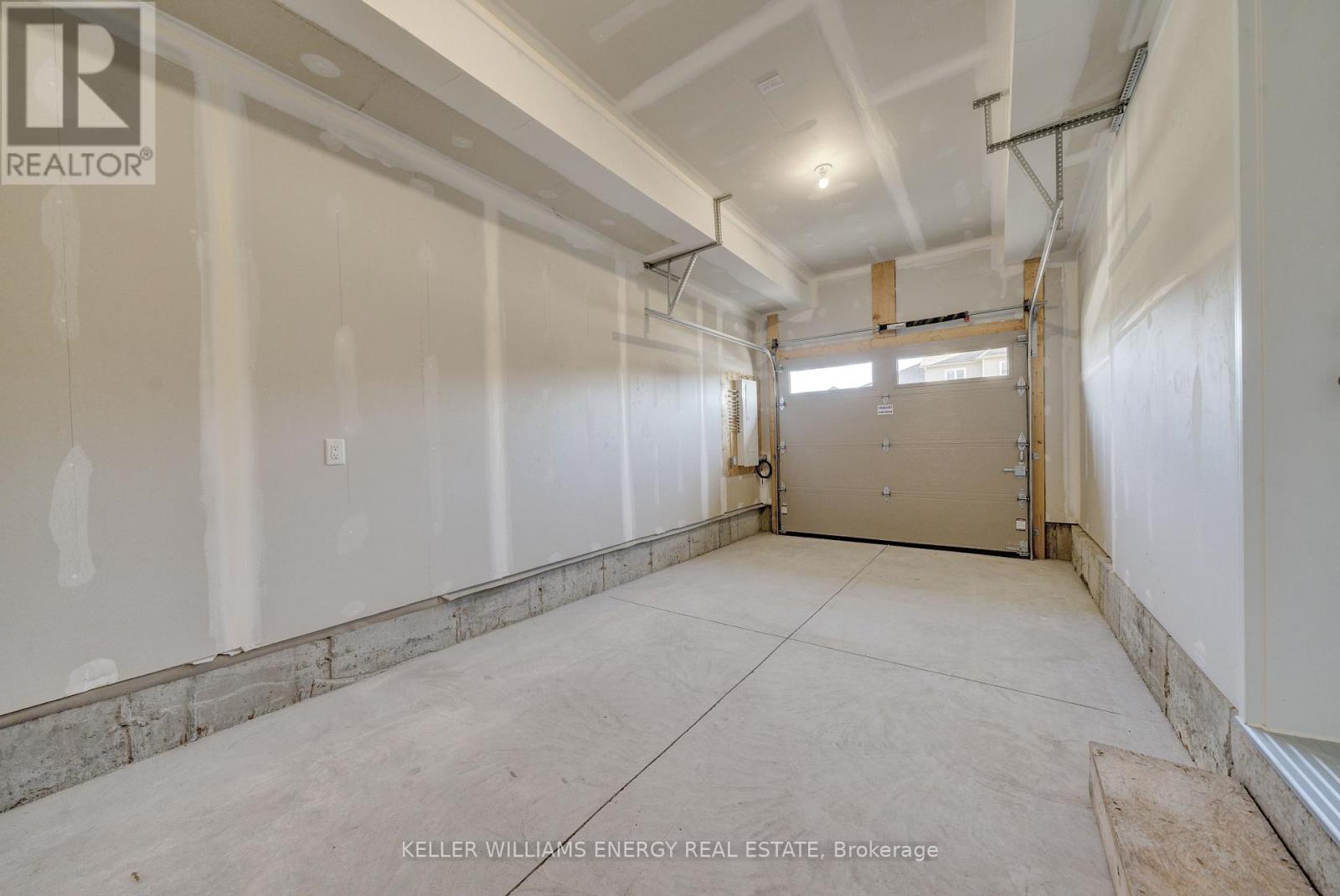 17 Markland Avenue, Prince Edward County, Ontario  K0K 2T0 - Photo 23 - X12421698
