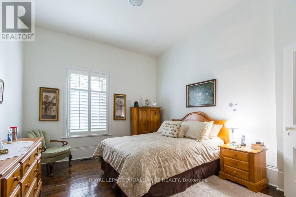 5 - 233 John Street, Belleville, Ontario  K8N 3G2 - Photo 18 - X12421977