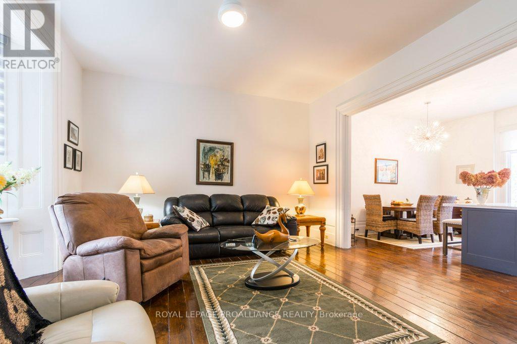 5 - 233 John Street, Belleville, Ontario  K8N 3G2 - Photo 5 - X12421977
