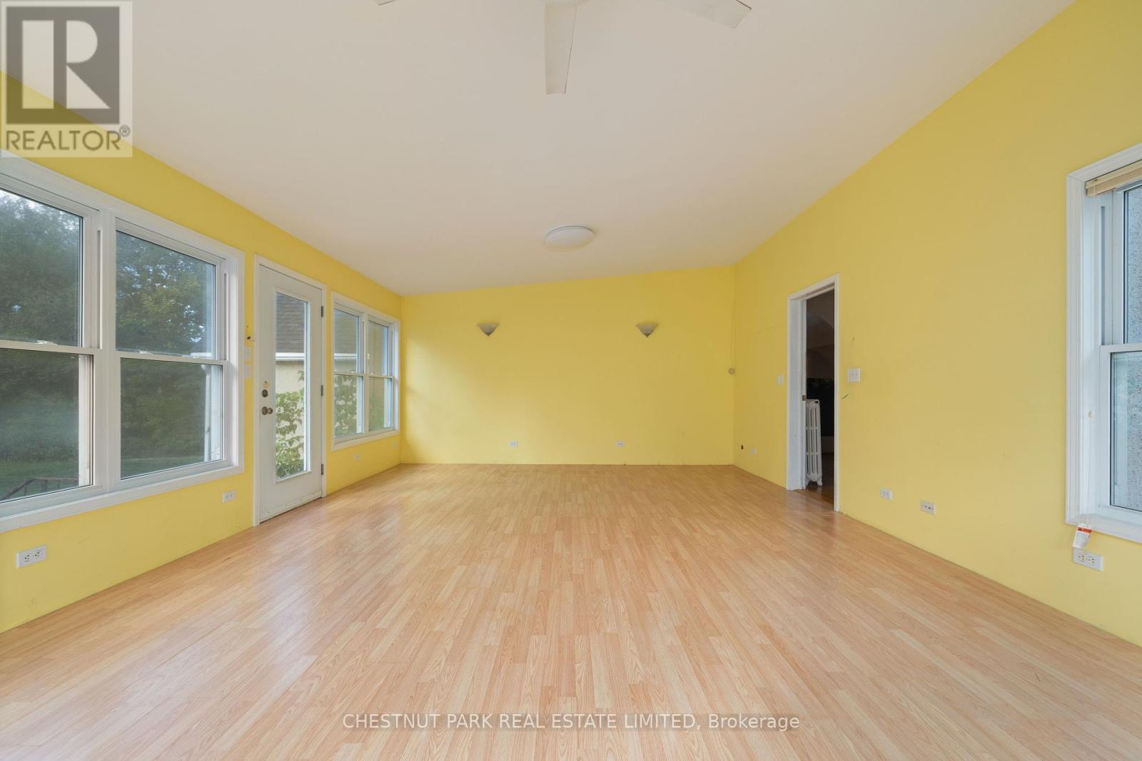 385 Bloomfield Main Street, Prince Edward County, Ontario  K0K 1G0 - Photo 15 - X12422090