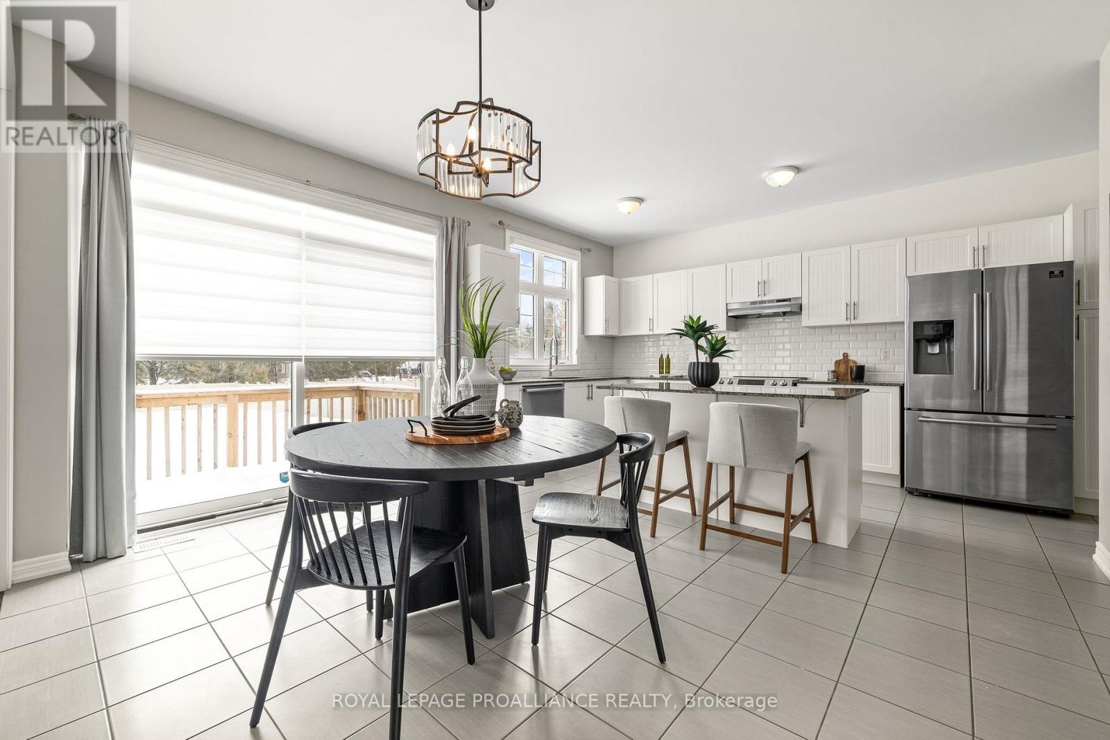 61 Summer Breeze Drive, Quinte West, Ontario  K0K 1L0 - Photo 15 - X12422188