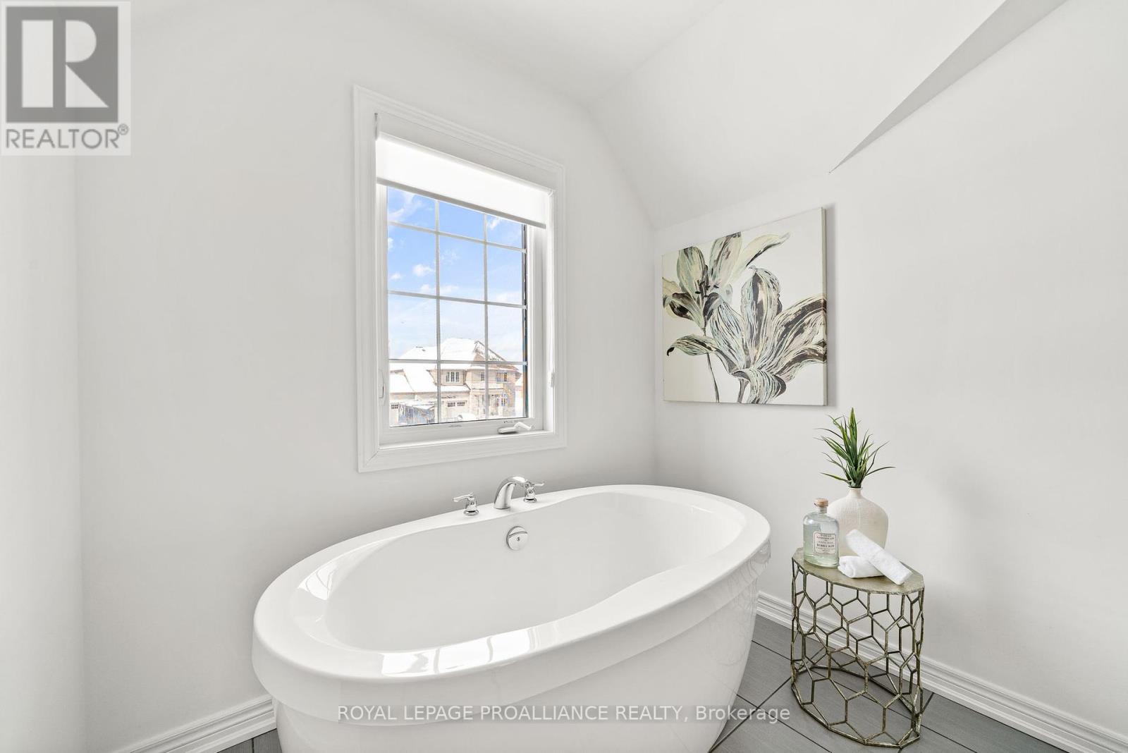 61 Summer Breeze Drive, Quinte West, Ontario  K0K 1L0 - Photo 27 - X12422188