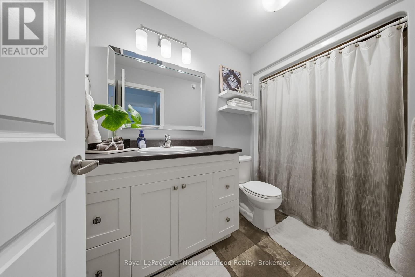 6 Mavis Way, Belleville, Ontario  K8P 0G2 - Photo 19 - X12423308