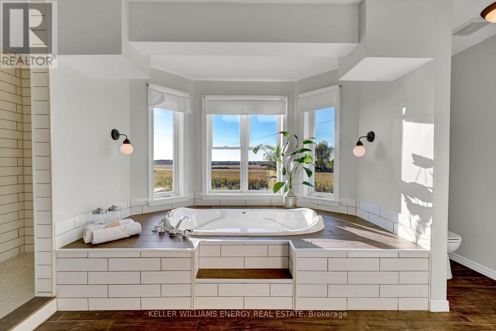 215 Fry Road, Prince Edward County, Ontario  K0K 2T0 - Photo 19 - X12423342