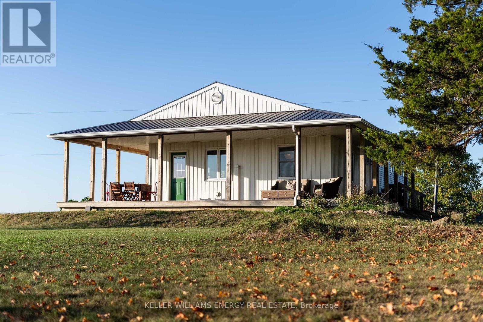 215 Fry Road, Prince Edward County, Ontario  K0K 2T0 - Photo 4 - X12423342