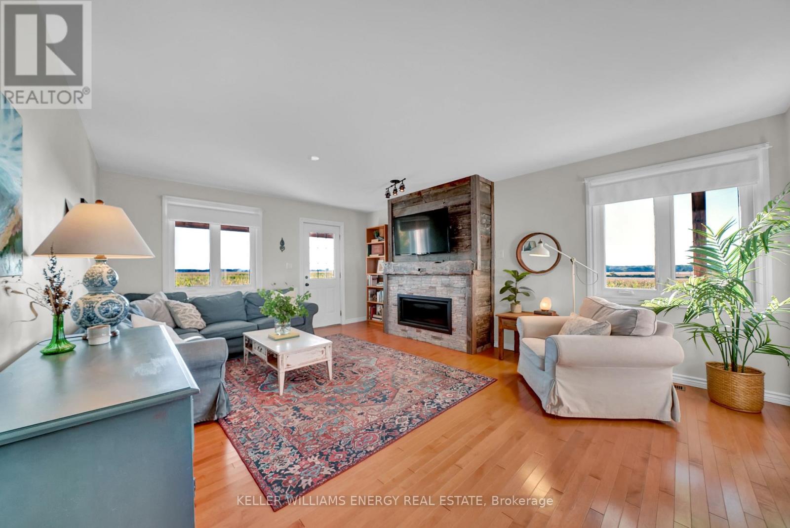 215 Fry Road, Prince Edward County, Ontario  K0K 2T0 - Photo 6 - X12423342