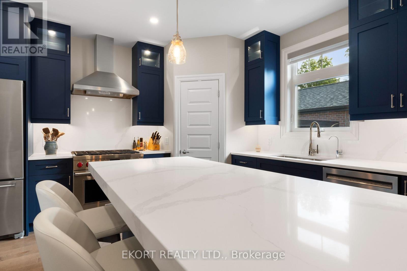 45 Bentley Crescent, Prince Edward County, Ontario  K0K 2T0 - Photo 9 - X12423565