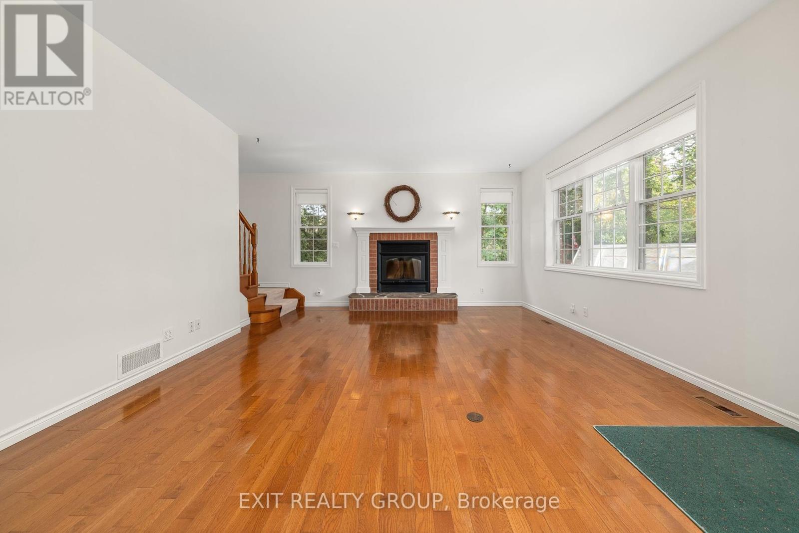 164 Bay Breeze Street, Prince Edward County, Ontario  K8N 0L4 - Photo 12 - X12423915