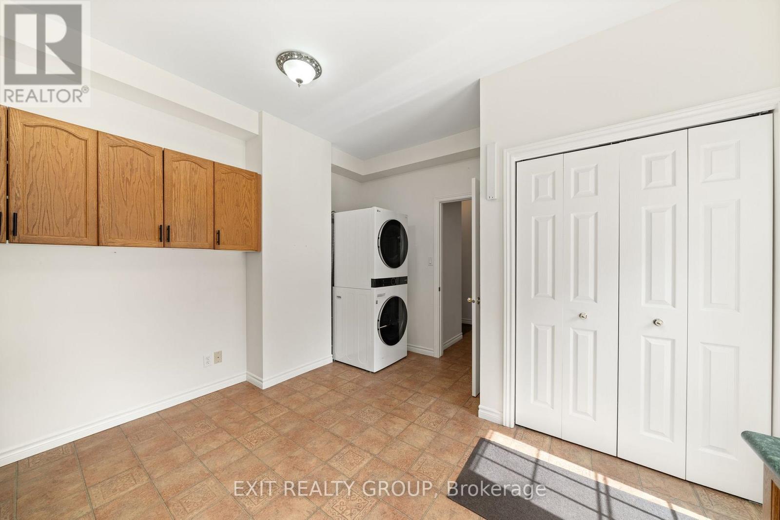 164 Bay Breeze Street, Prince Edward County, Ontario  K8N 0L4 - Photo 18 - X12423915