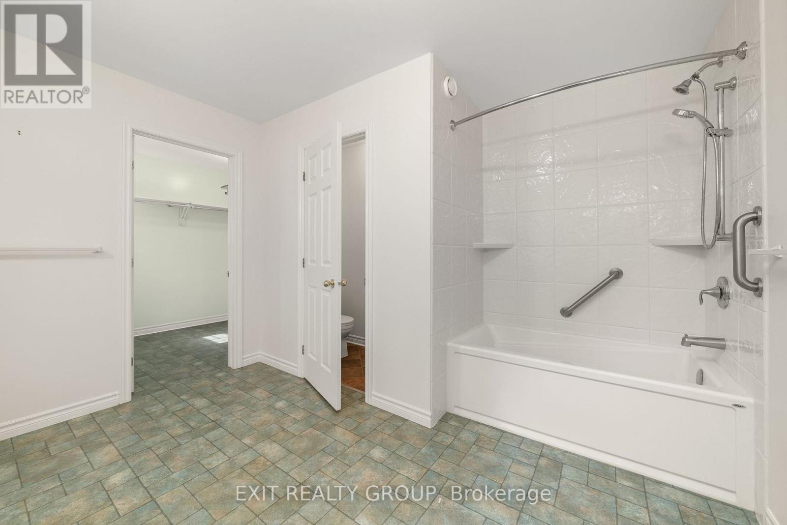 164 Bay Breeze Street, Prince Edward County, Ontario  K8N 0L4 - Photo 24 - X12423915