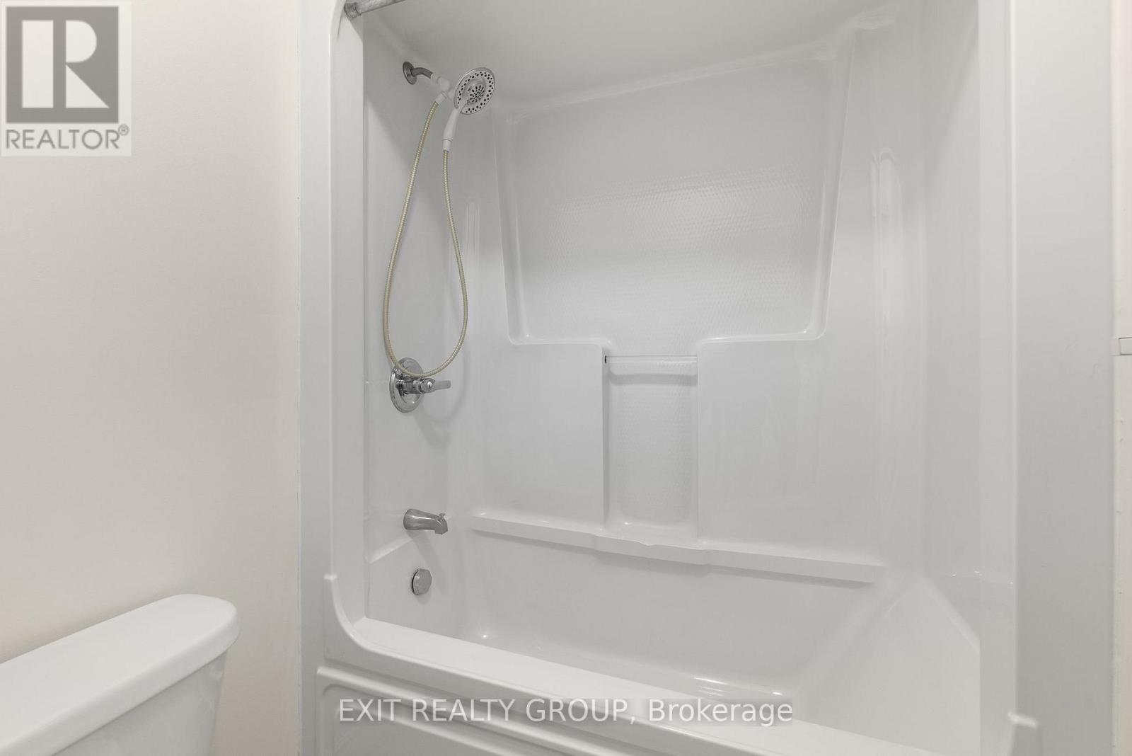 164 Bay Breeze Street, Prince Edward County, Ontario  K8N 0L4 - Photo 29 - X12423915