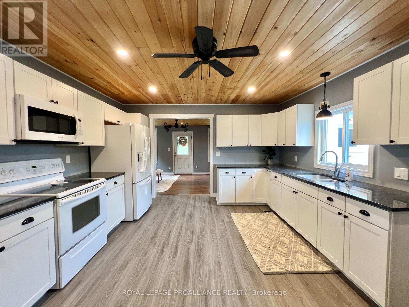 310 Old Madoc Road, Belleville, Ontario  K0K 2B0 - Photo 10 - X12424091