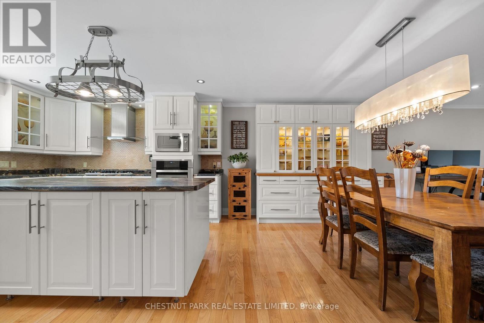 27 Ackerman Street, Prince Edward County, Ontario  K0K 2T0 - Photo 14 - X12424290