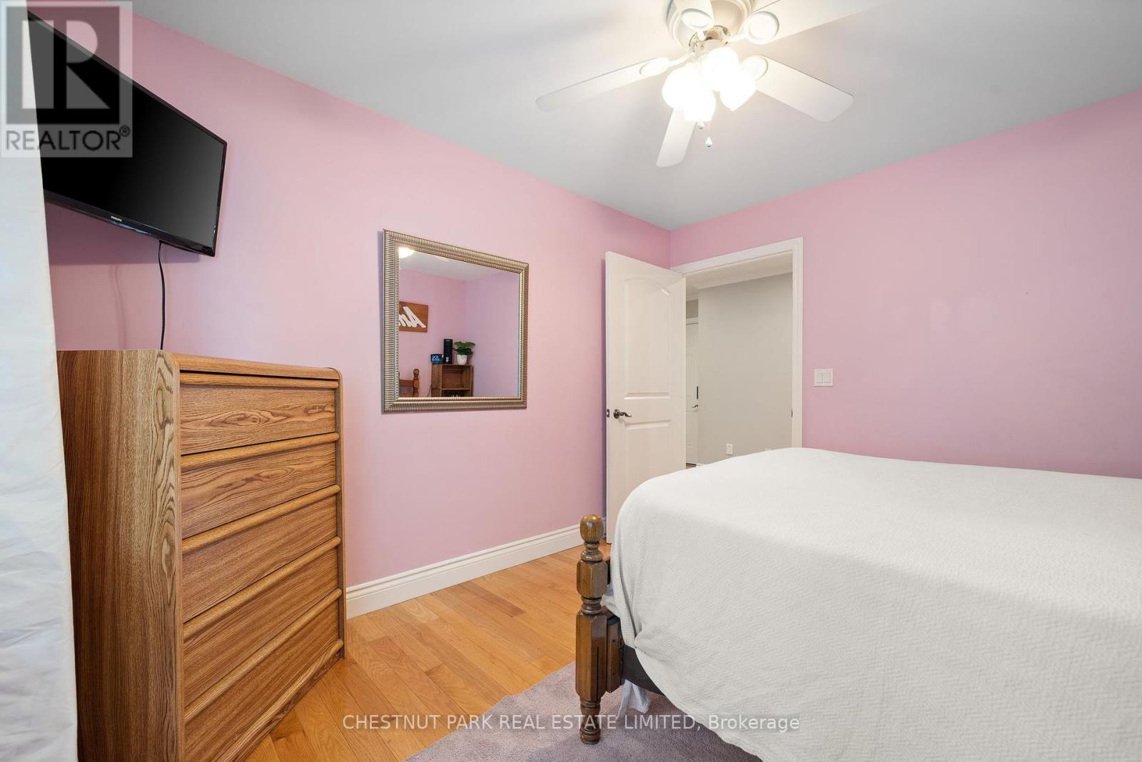 27 Ackerman Street, Prince Edward County, Ontario  K0K 2T0 - Photo 23 - X12424290