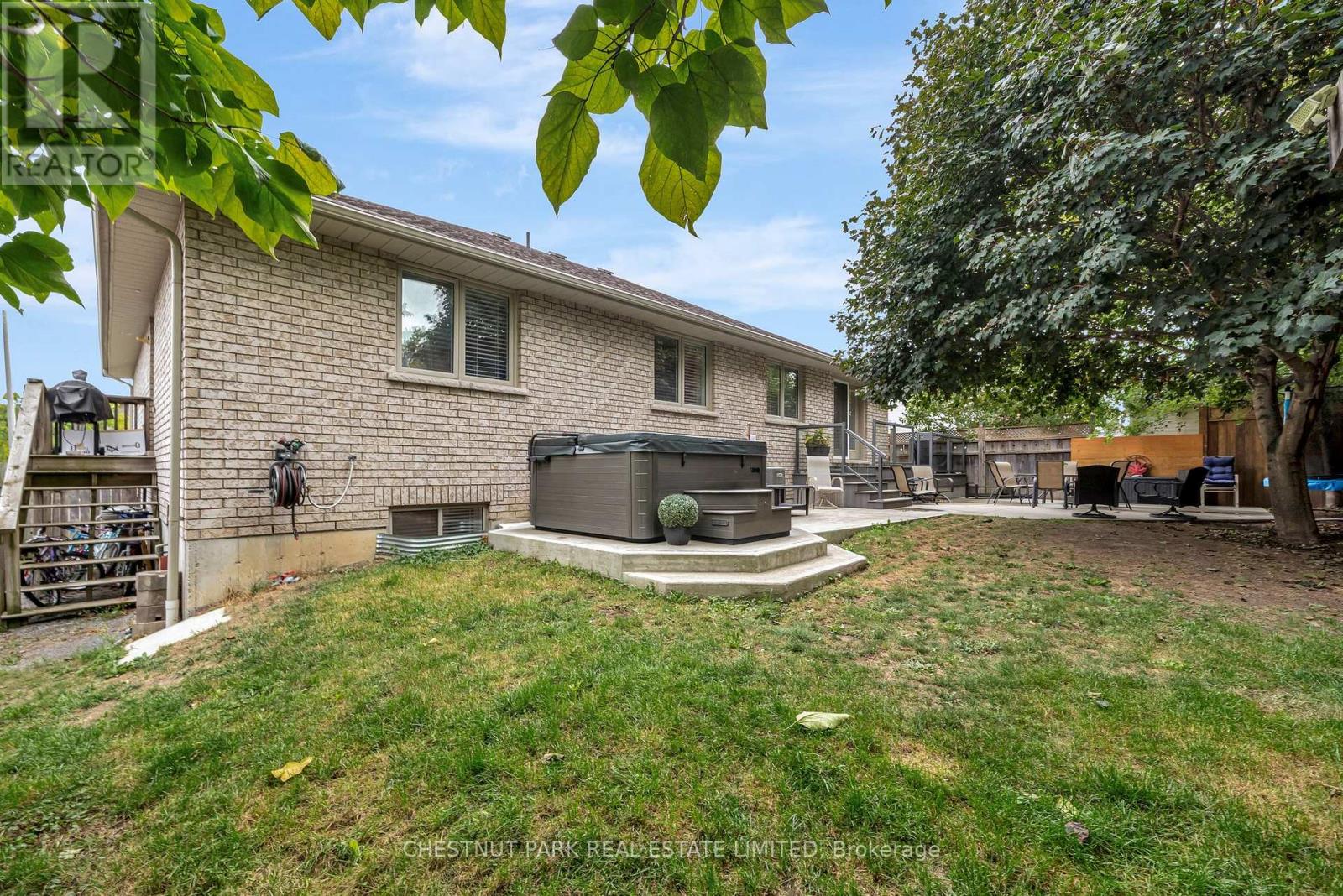 27 Ackerman Street, Prince Edward County, Ontario  K0K 2T0 - Photo 40 - X12424290
