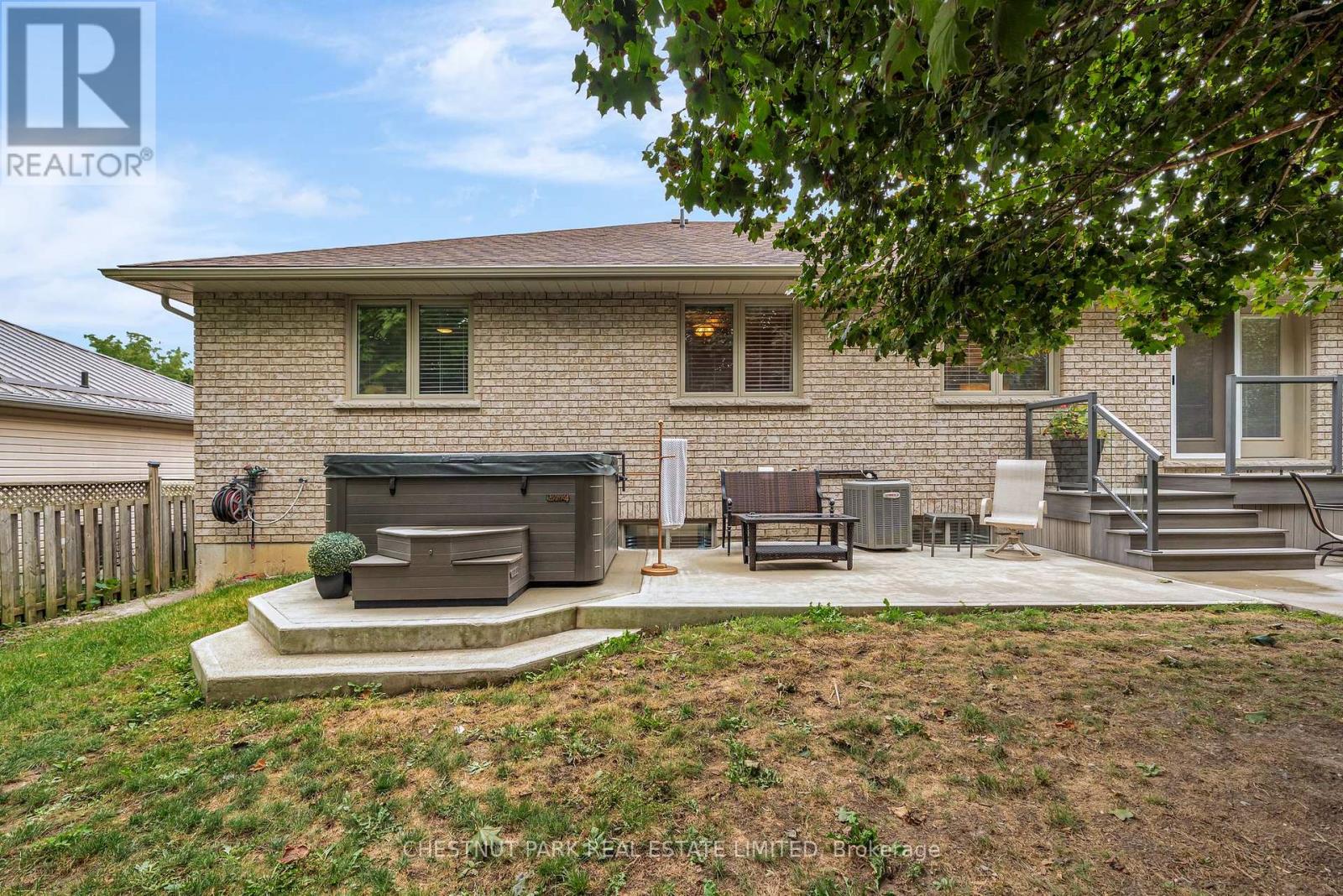 27 Ackerman Street, Prince Edward County, Ontario  K0K 2T0 - Photo 41 - X12424290