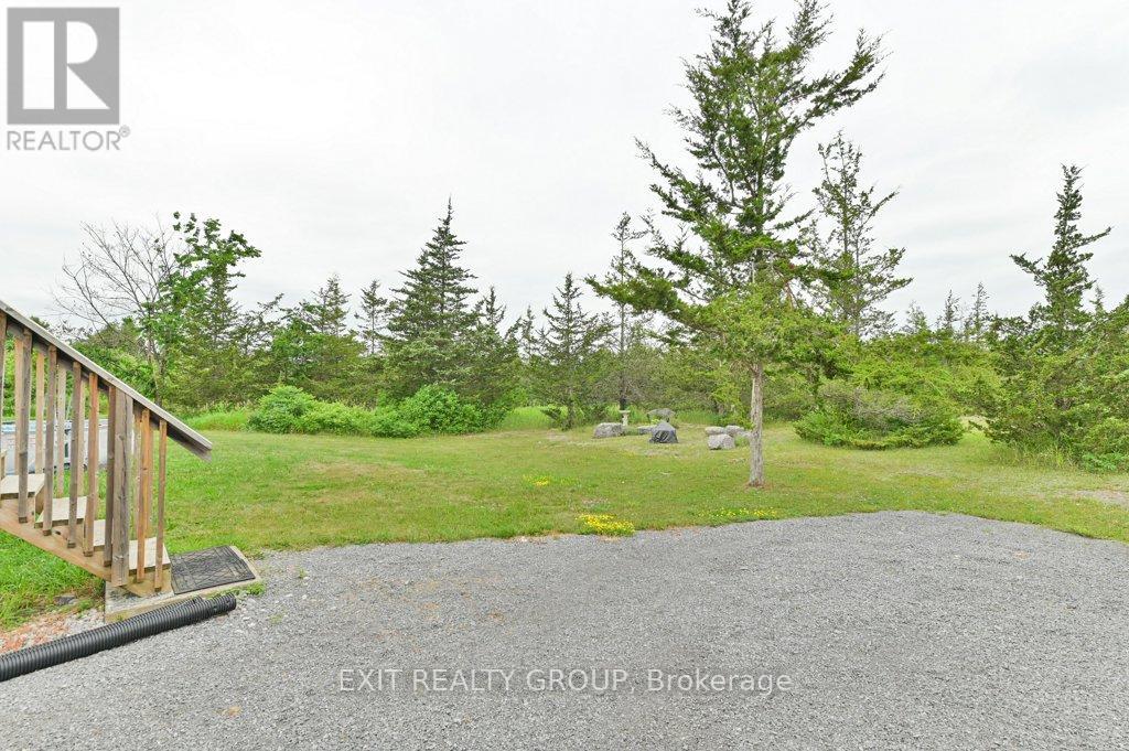 2073 Shannon Road, Tyendinaga, Ontario  K0K 3A0 - Photo 18 - X12424524
