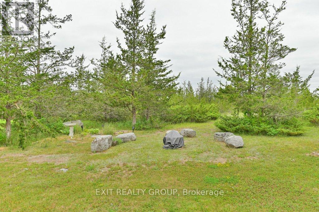 2073 Shannon Road, Tyendinaga, Ontario  K0K 3A0 - Photo 22 - X12424524