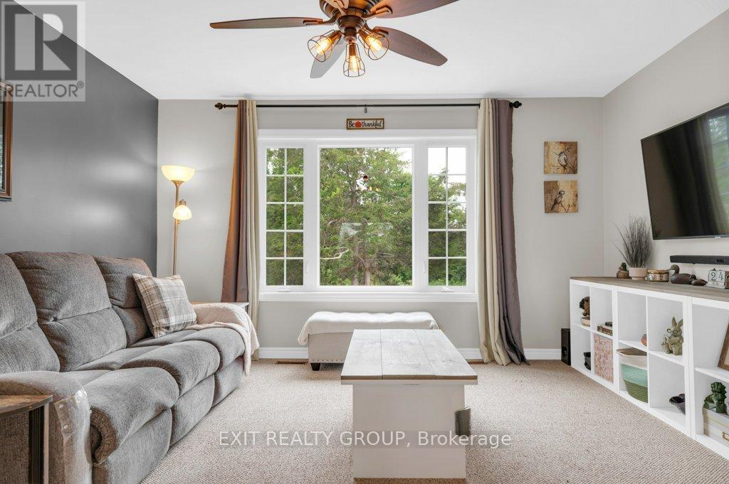 2073 Shannon Road, Tyendinaga, Ontario  K0K 3A0 - Photo 6 - X12424524