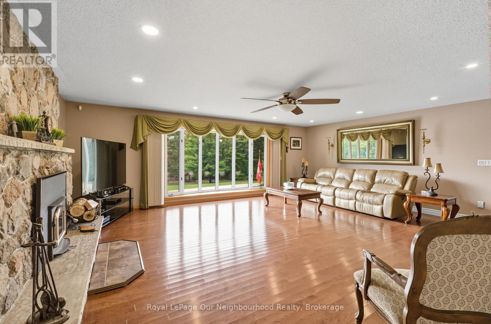 211 Langford Drive, Trent Hills, Ontario  K0K 3K0 - Photo 13 - X12426116