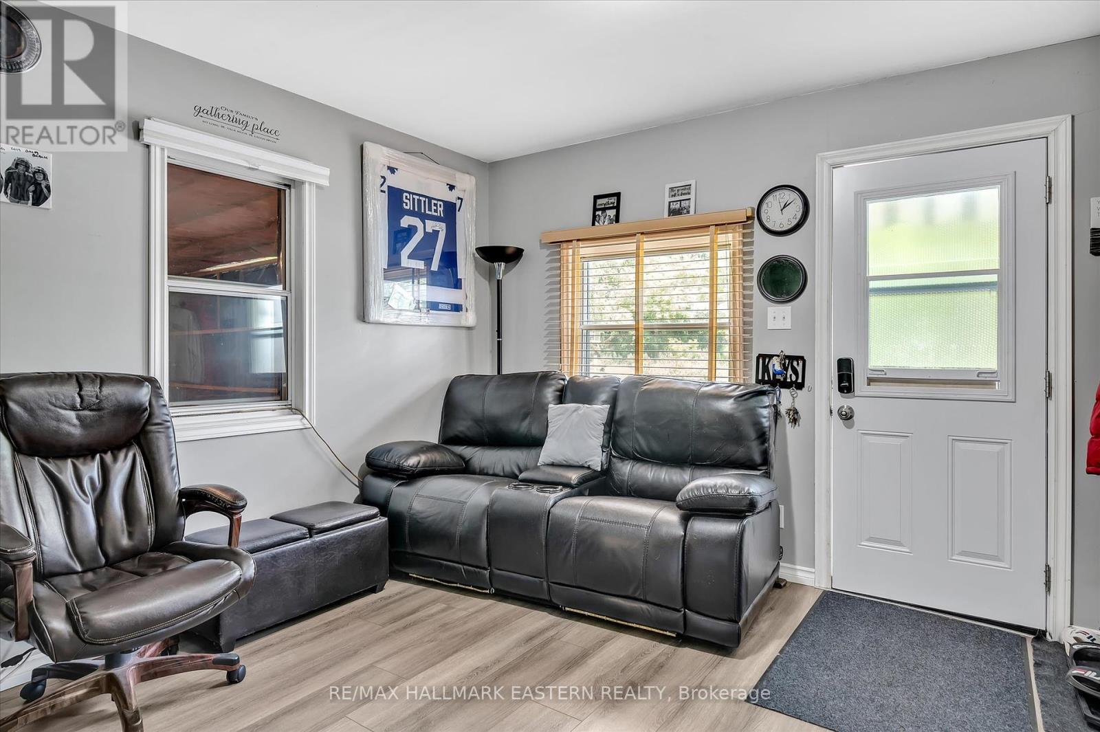 5104 Pine Street, Hamilton Township, Ontario  K0K 1S0 - Photo 3 - X12426141