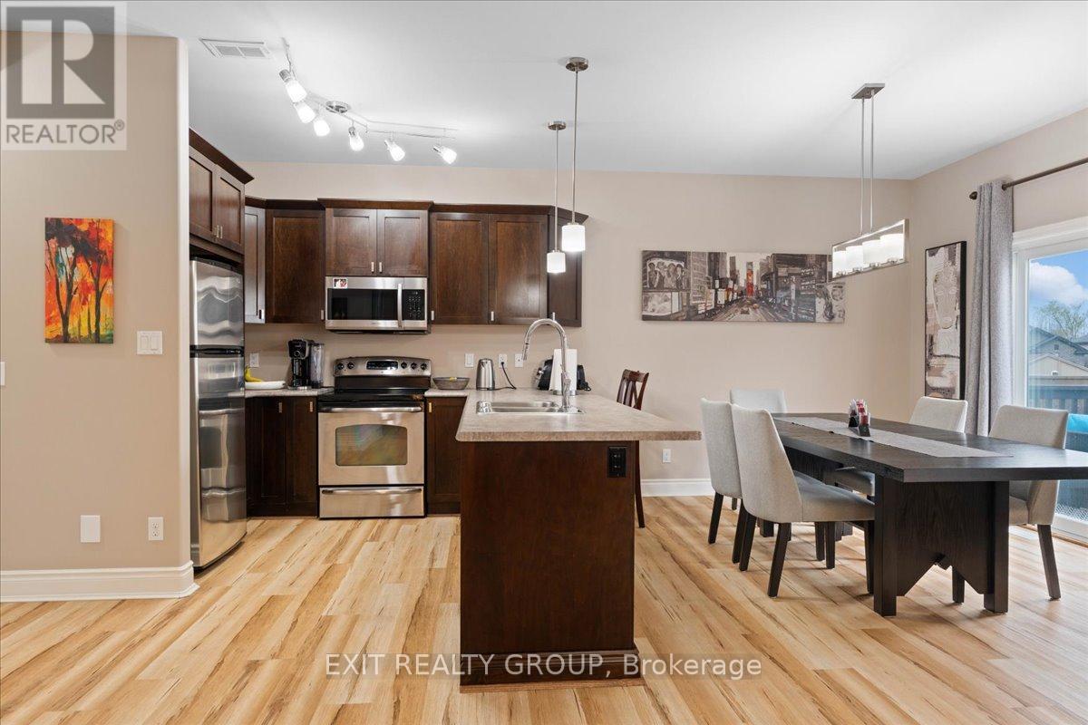 82 Mountain Ash Drive, Belleville, Ontario  K8N 0E3 - Photo 15 - X12427003