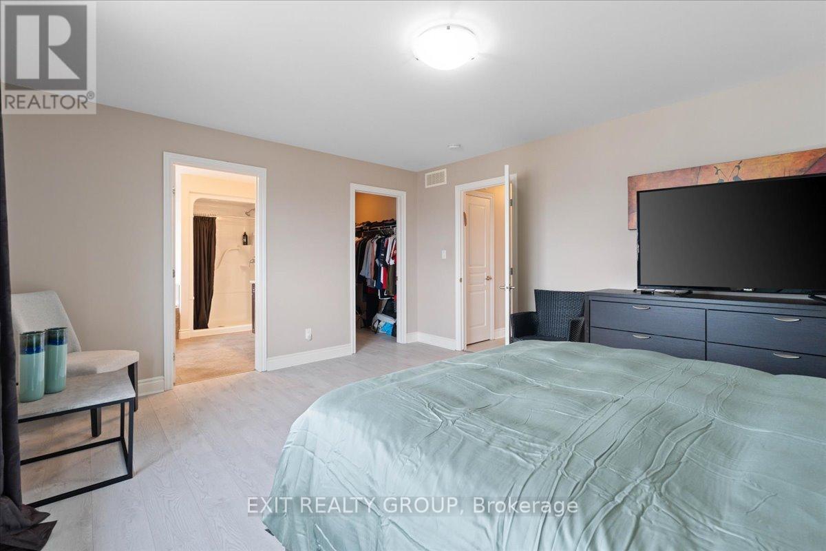 82 Mountain Ash Drive, Belleville, Ontario  K8N 0E3 - Photo 21 - X12427003