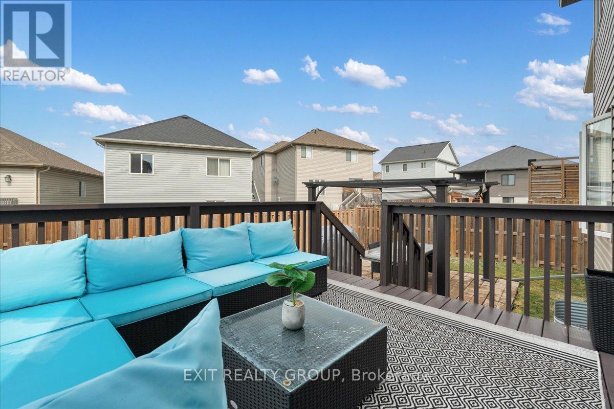 82 Mountain Ash Drive, Belleville, Ontario  K8N 0E3 - Photo 32 - X12427003