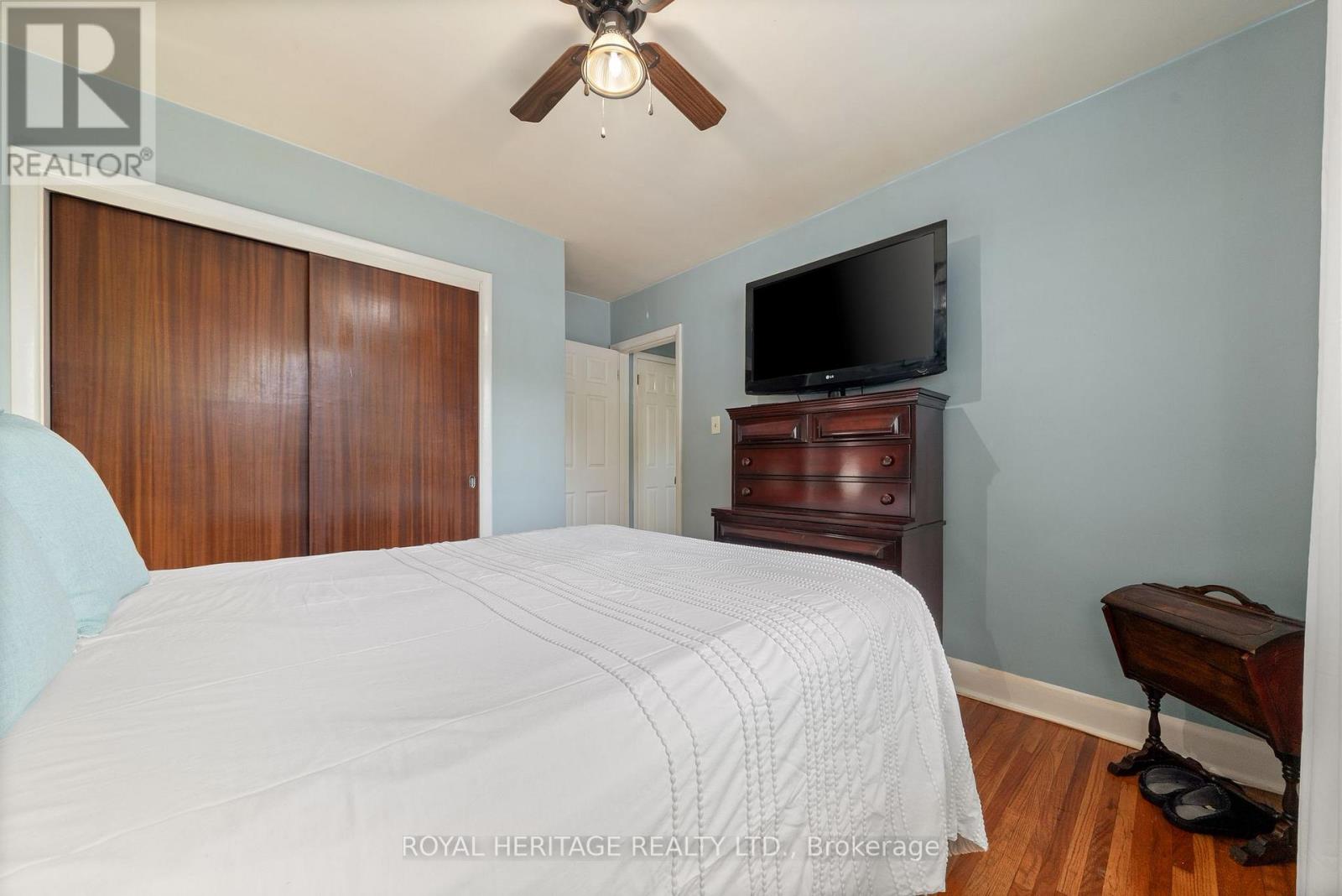 32 Glen Road, Belleville, Ontario  K8P 4G1 - Photo 17 - X12427793